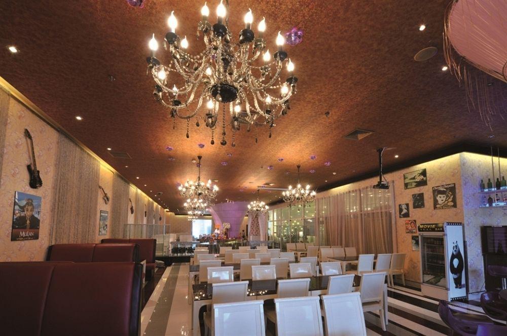 Ya'ao International Hotel 4*