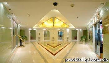 Ya'ao International Hotel 4*